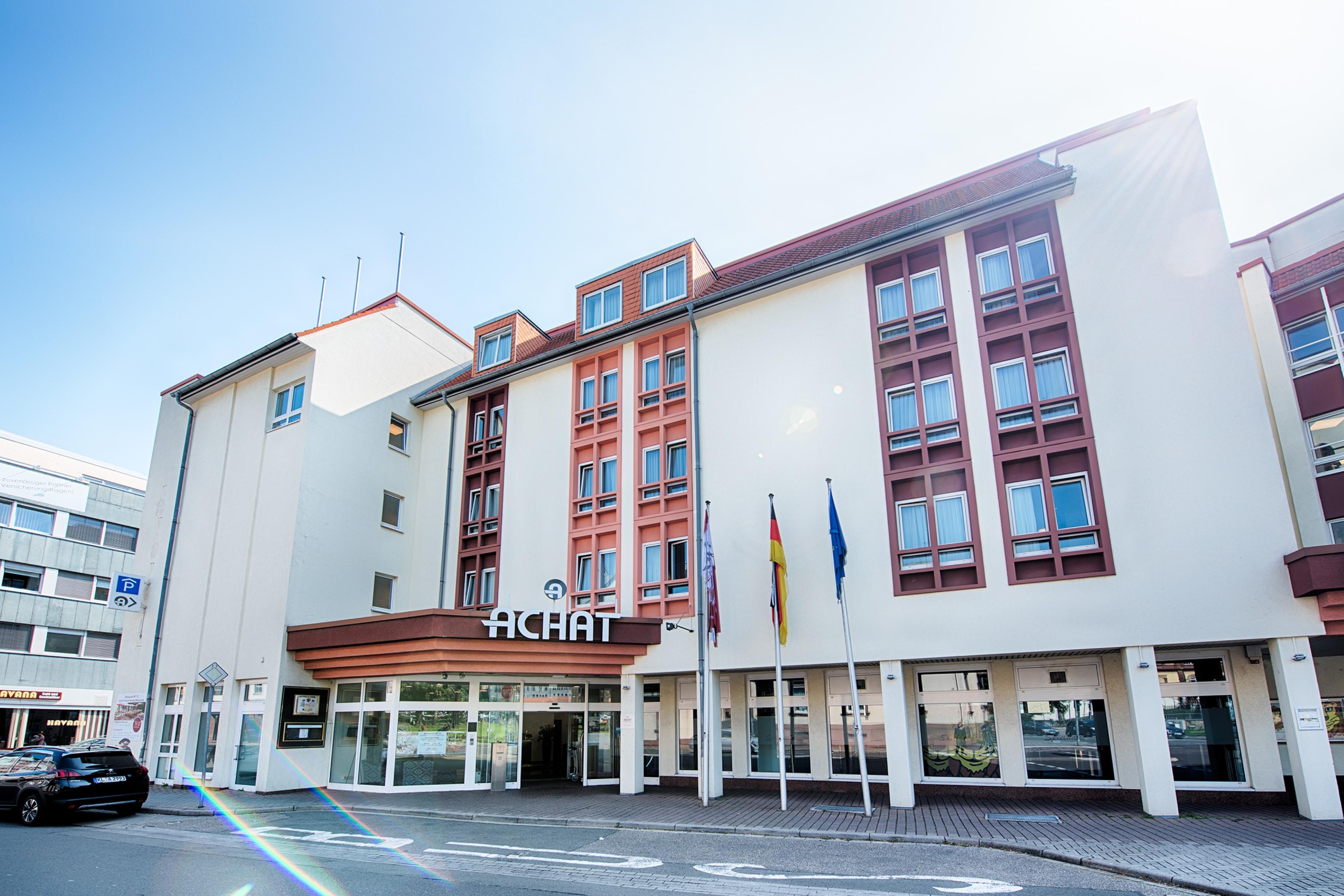 Achat Hotel Нойштадт-ан-дер-Вайнштрасе Экстерьер фото